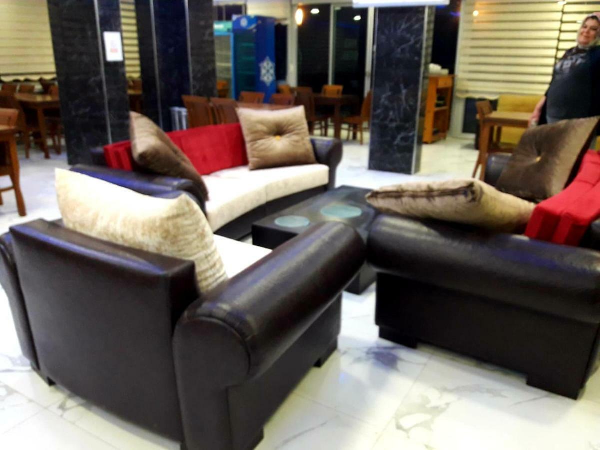 Has Hotel Erdemli Екстериор снимка